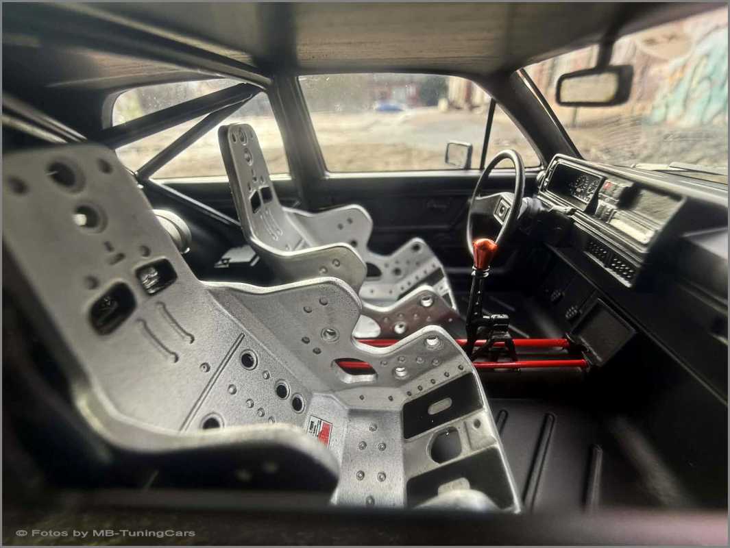 1:18 VW Golf 2 GTI R32 Khyzyl Saleem Breitbau - NEU inkl. OVP